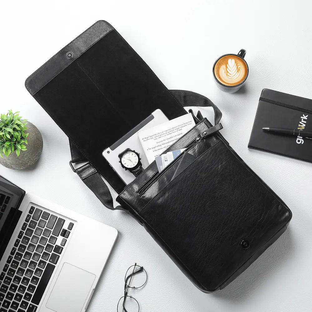 Bridge Messenger Bag 06
