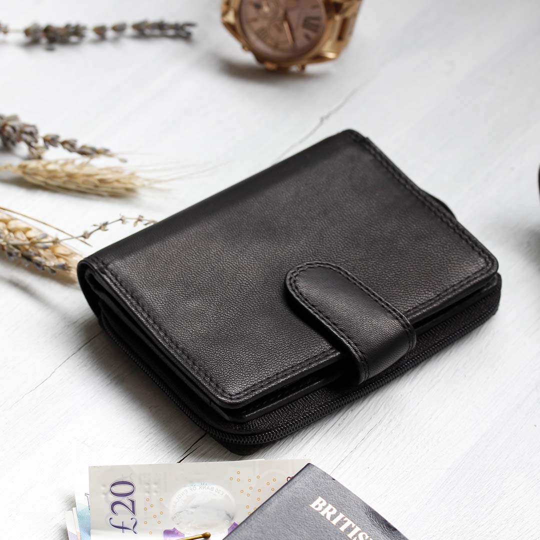 Jane Leather Bifold Purse - Black