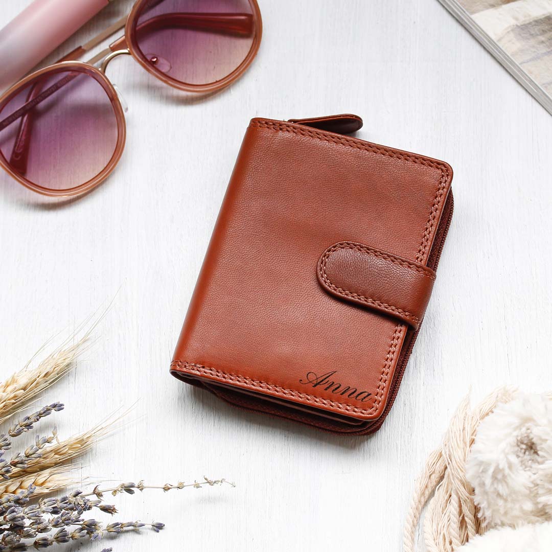 Jane Leather Bifold Purse - Cognac with engraved front